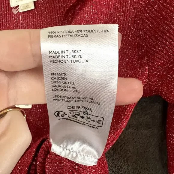 Maeve Anthropologie Blouse Womens XS Red Sparkle Cropped Holiday NWT - Picture 6 of 10